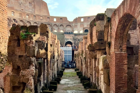 Rome: Colosseum Underground, Arena & Forum Private Tour Rome:Private Colosseum Underground, Arena & Roman Forum Tour