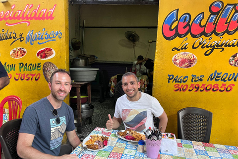 CARTAGENA: BIKE RIDE WITH LUNCH AT BOURDAIN'S FAVORITE SPOT
