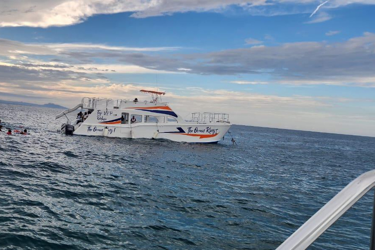 Puerto Plata: Party Catamaran to Sosua Bay Puerto Plata: Party Boat Catamaran to Sosua Bay