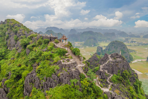 Ninh Binh: Rondleiding met gids voor een hele dag in een kleine groep van 9 personen vanuit Hanoi