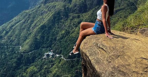 Ella: Little Adam&#39;s Peak, 9 Arch Bridge, Ravana Falls Tour