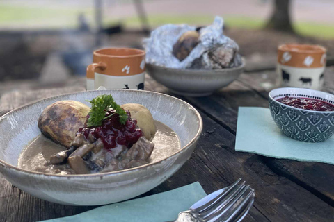 Oslo’s Mountain Flavors: Forest Walk & Bonfire Tasting