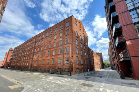 Manchester: Industrial Revolution Walking Tour