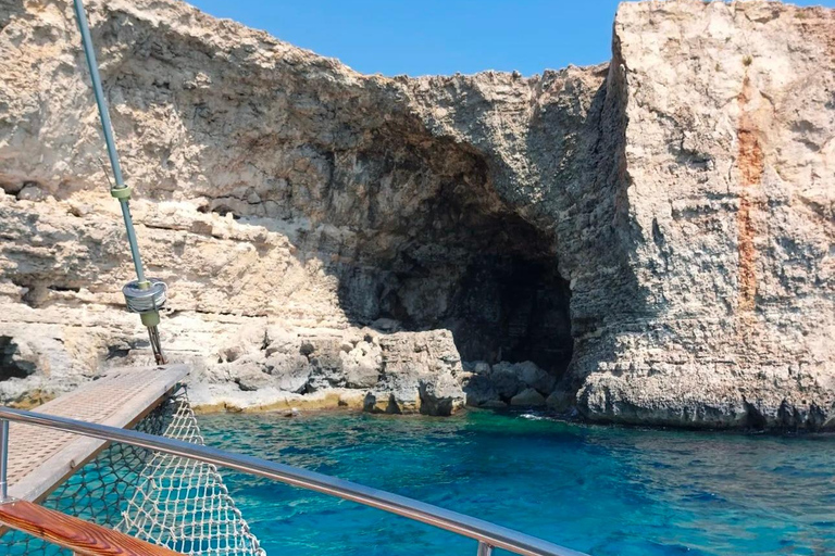 Malta: Private Speedboat Charter with Swim Stops