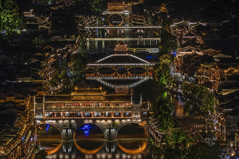 Zhangjiajie: Fenghuang Ancient Town Cruise Ticket & Transfer Tuo River Night Cruise E-Ticket