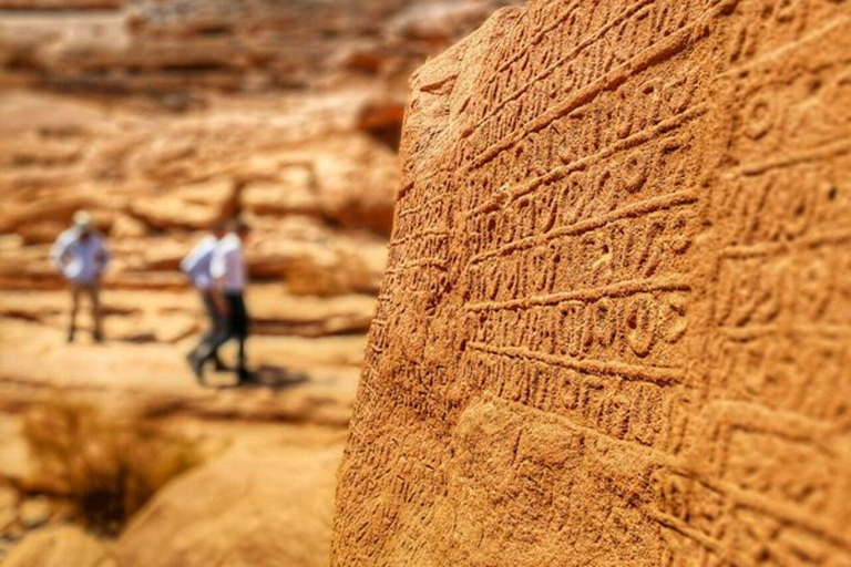 Al-Ula: Hegra, Dadan och Ikmah – höjdpunkter