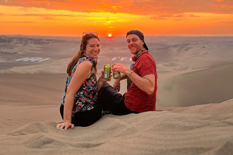 Ica/Huacachina: Buggy 4x4 en las dunas al atardecer + sandsled