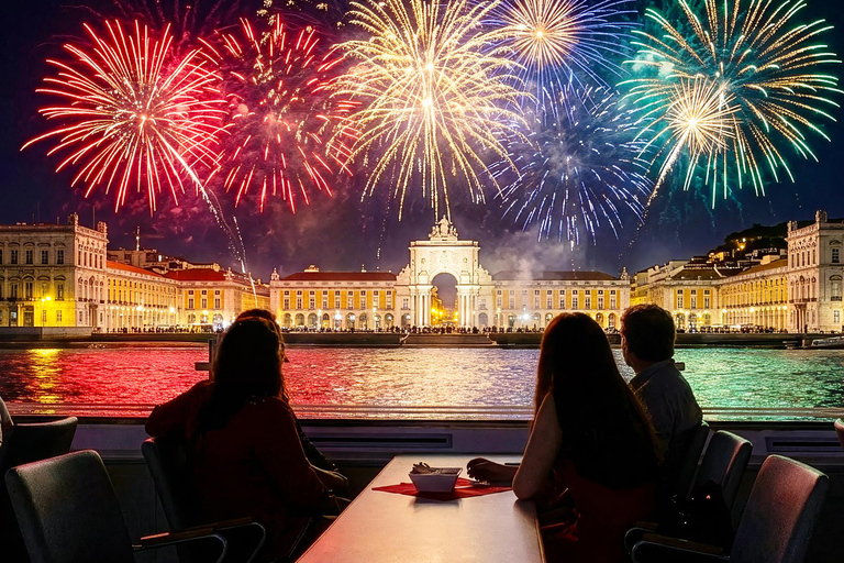 Lisbon: New Year’s Eve Fireworks Cruise Champagne, Meal, DJ