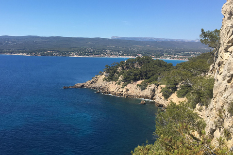 Z Marsylii do Cassis: podróż do serca calanques i tradycji.Marsylia - Cassis: opcja publiczna