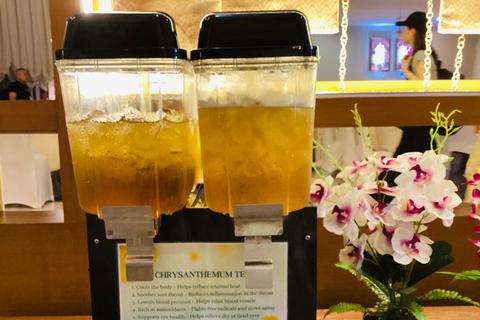 Calypso Cabaret en Asiatique: espectáculo de ladyboys en primera filaEspectáculo nocturno