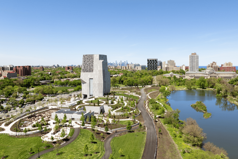 Chicago: Open-Top Bus Shuttle to South Side & Obama Center Shuttle - One-Way Transfer