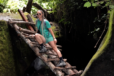 Napuru-watervallen: tour inclusief lunch en transport
