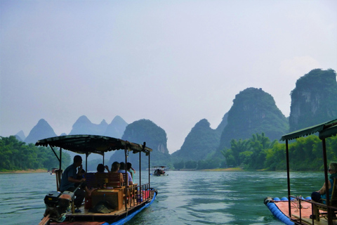 Yangshuo: Private Day Trip with Silver Cave & Cruise