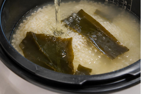Busan: Korean Rice Pizza Making with Bulgogi & Gijang Kelp