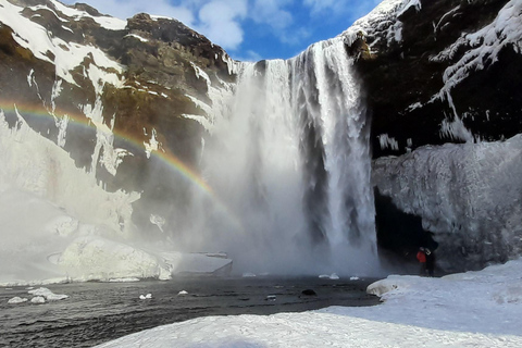 Glacier Lagoon and Diamond Beach Private Tour from Reykjavik