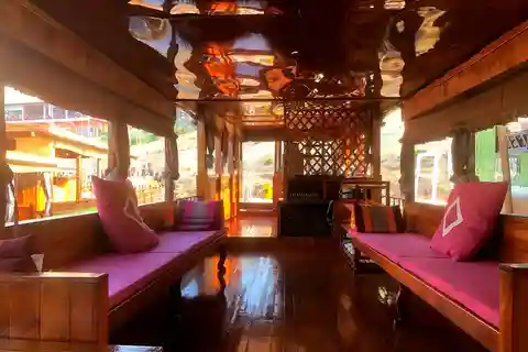 Excursión de un día a Luang Prabang en crucero de lujo