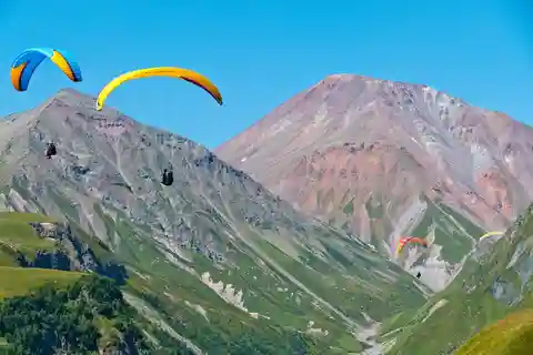 Da Tbilisi: Escursione di un giorno ad Ananuri, Gudauri e Kazbegi