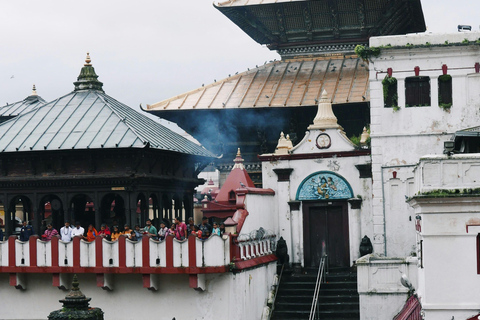 Kathmandu: 4 UNESCO Sites with a Female Guide