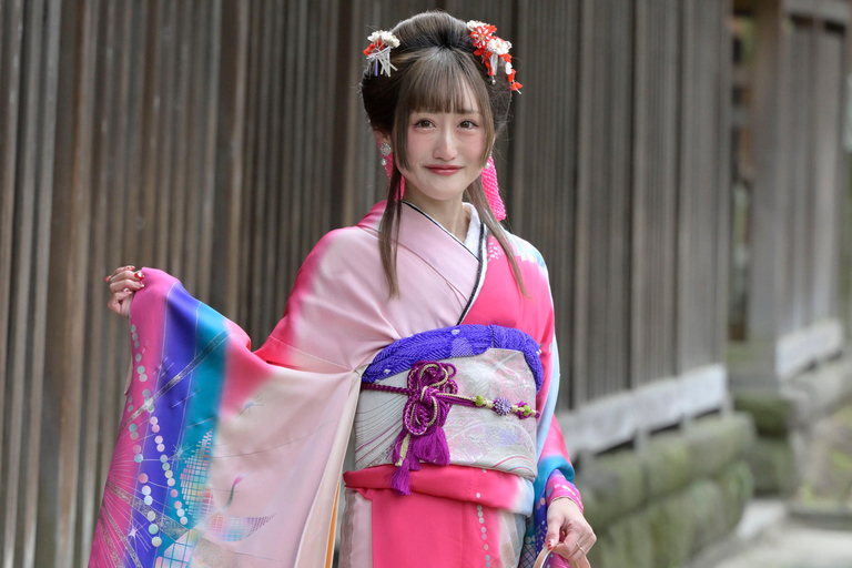 Tokyo: Vestizione del Kimono di Asakusa e esperienza Matcha