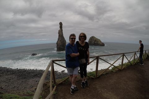 Tour Privado Piscinas Naturais e Cascatas do Porto Moniz