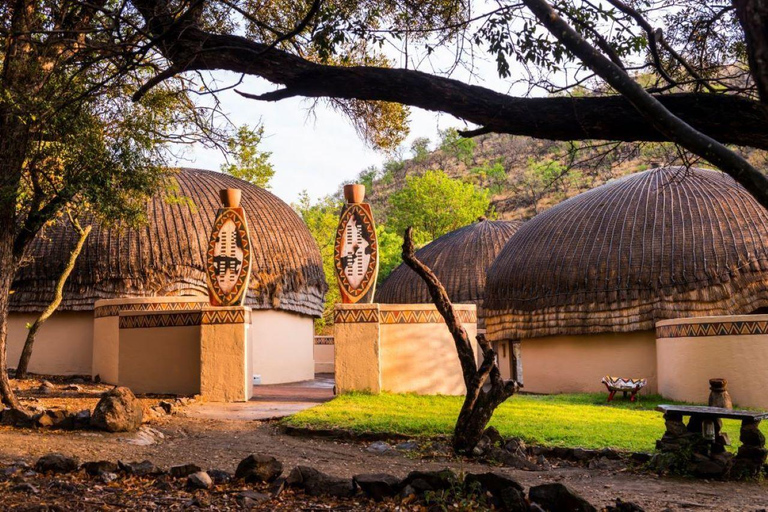 Lesedi : Visite du village culturel et initiation à la danse tribale