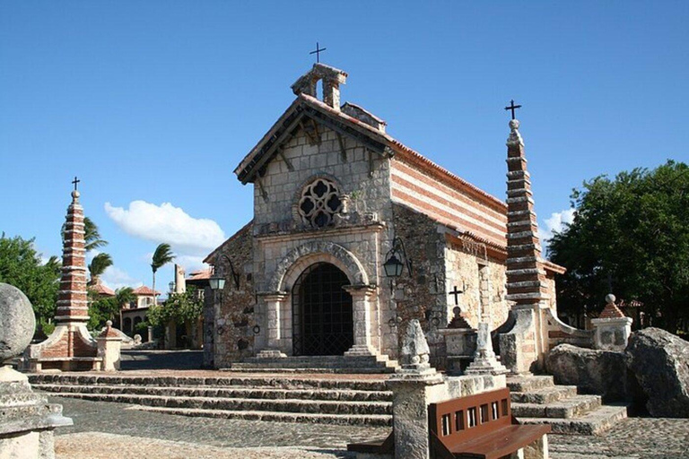 Punta Cana: Altos de Chavón & Catalina Island Tour
