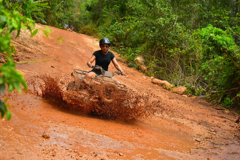 Cancun: Adrenalin-Tour mit ATV-Fahrt, Ziplines und Cenote