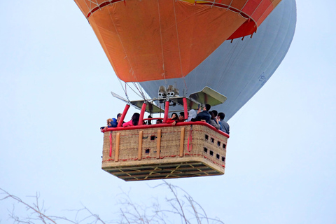 From Marmaris: Pamukkale Hot Air Balloon Ride & Guided Tour