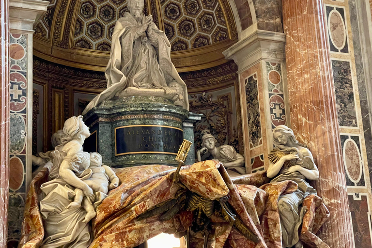 St. Peter's Basilica with the Priority Entrance Tickets Guided tour St. Peter Basilica & Priority Entrance Tickets