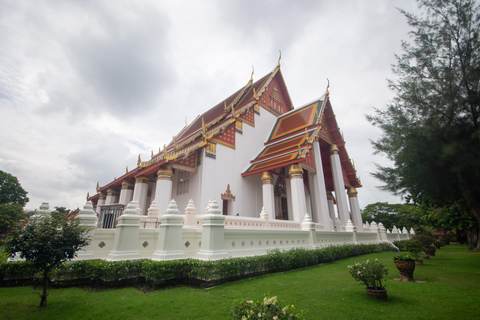 Desde Bangkok: tour económico por lo más destacado de AyutthayaLa antigua plaza Siam