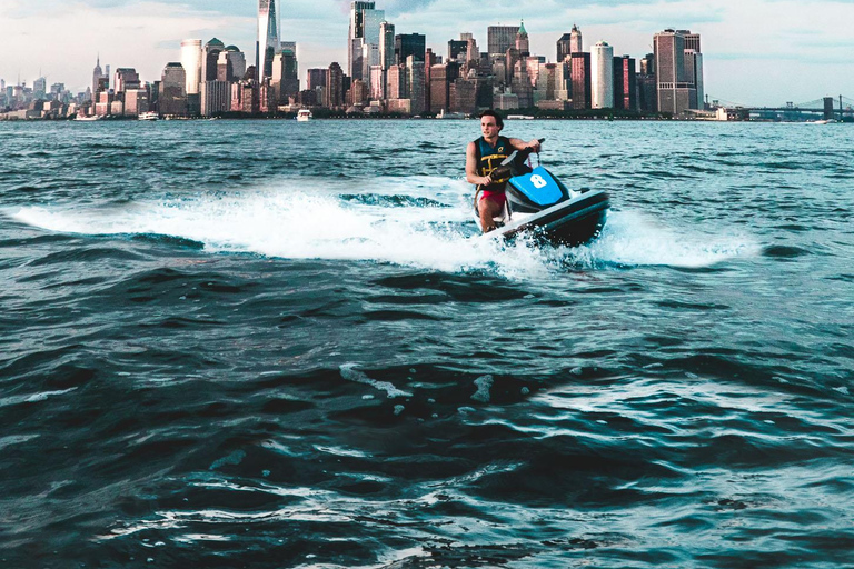 Från Jersey City: Manhattan tur med vattenskoter1 timmes vattenskotertur i New York City - 2 förare