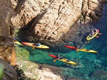 From Barcelona: Tour Kayak and Snorkel in Costa Brava