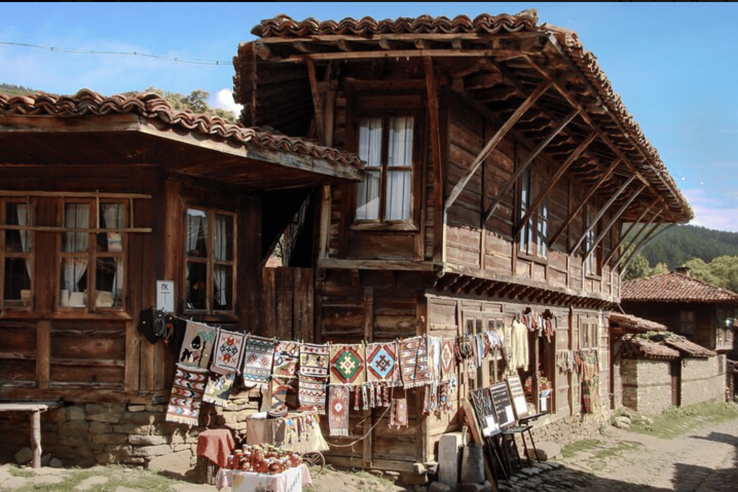 Private Tour zu den Blue Mountains, Zheravna und Kabile