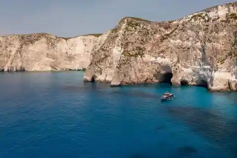 Rhodes:Bay to Bay Cruise with Greek Buffet, Drinks & Live DJ