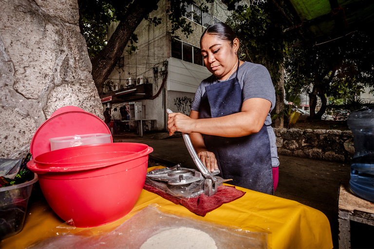 Cancún: Tortilla Trails Food Tour with 15+ Tastings