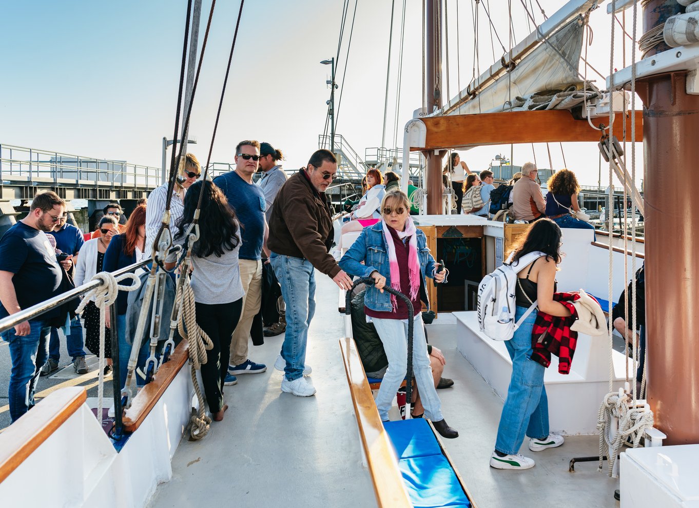 Seattle: Tall Sailboat Sunset Harbor Cruise