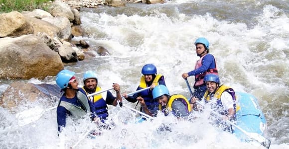 Krabi: 5km Rafting and Waterfall Tour