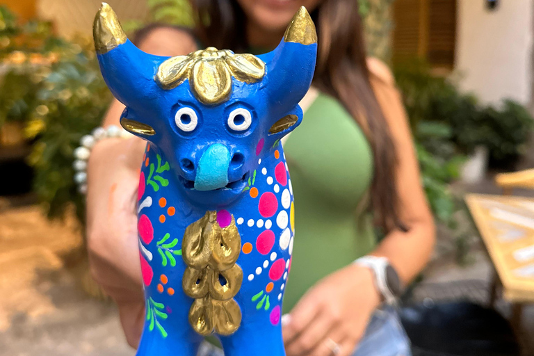 Cusco: Paint your own craft | Torito de Pucará | Andean Llama Cusco: Paint your own handicraft | Torito de Pucará | Andean llama