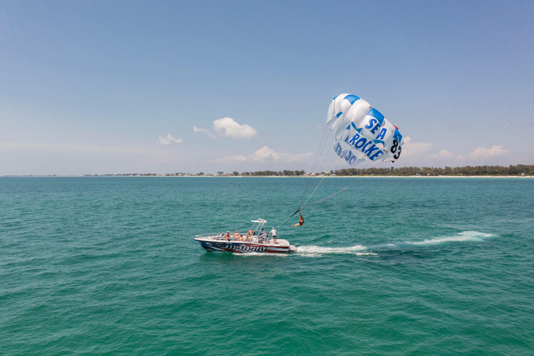 90-Minute Parasailing Adventure in Anna Maria Island, FL