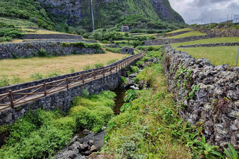 Flores Island in 3 Days – Waterfalls, Lagoons, and Local Guide (Corvo Option) 3-Day Tour – Flores Island + Corvo Island