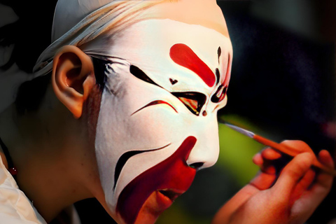 Beijing Hutong Tour: Prince Gong’s Mansion & Mask Painting