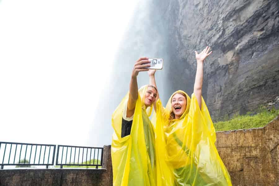 Niagarafälle: Rundgang in kleiner Gruppe mit Bootsfahrt. Foto: GetYourGuide Niagarafälle: Rundgang in kleiner Gruppe mit Bootsfahrt. Foto: GetYourGuide