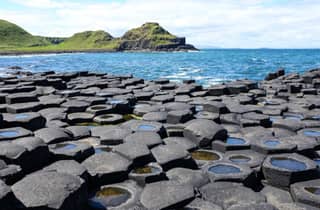 Ab Dublin: Giant's Causeway, Dark Hedges & Belfast – Tagestour