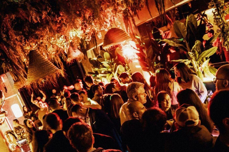 كانكون: ليلة واحدة في أسطح حصرية ونوادي المكسيككانكون: ليلة واحدة في أسطح ونوادي حصرية في المكسيك