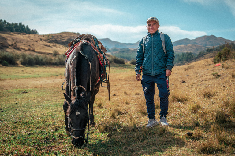 Cusco: Horseback Riding and Pachamama Ceremony Tour