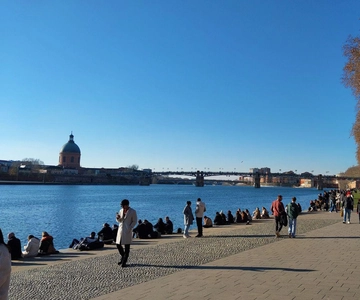 Toulouse panorama, electric bike ride and cable car