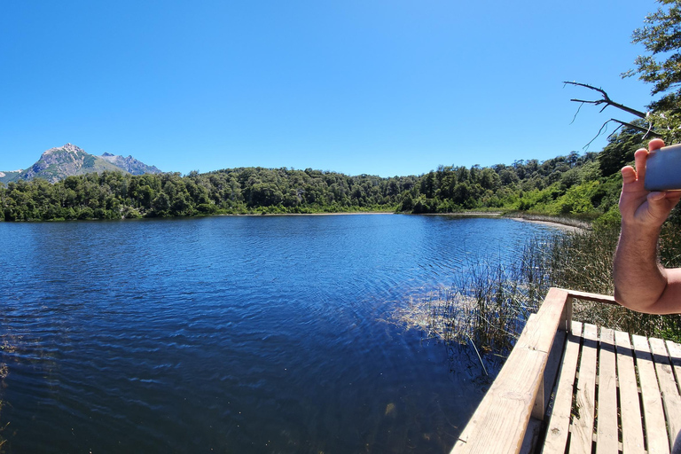 Bariloche: Small Circuit in Patagonia by Motorcycle with a Tour Guide Bariloche: Circuito Chico Motorcycle Tour with a Live Guide through Patagonia