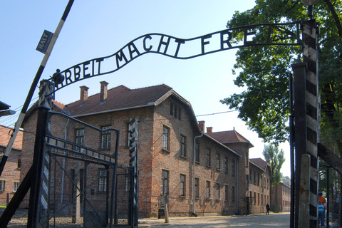 Vanuit Krakau: tour Auschwitz-BirkenauRondleiding in het Engels met Hotel Pickup