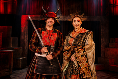 Tokyo: Non-Verbal Samurai Swordplay & Taiko Drum Show Ishizu no Hibiki Show Ticket