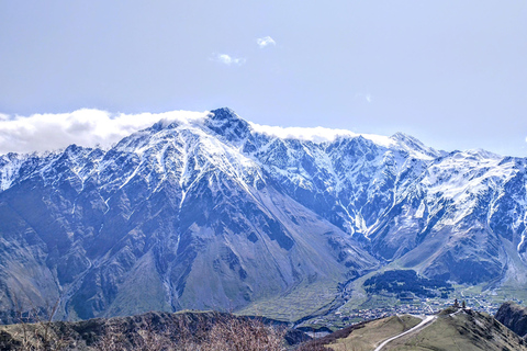 Caminhada de três dias em Kazbegi